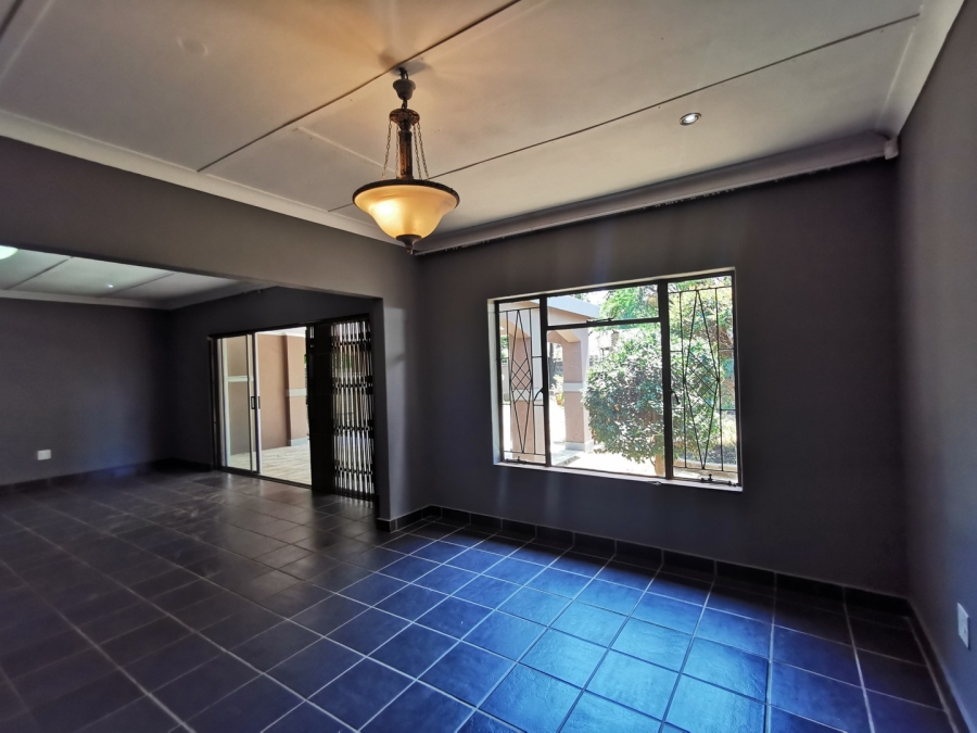 4 Bedroom Property for Sale in Baillie Park North West